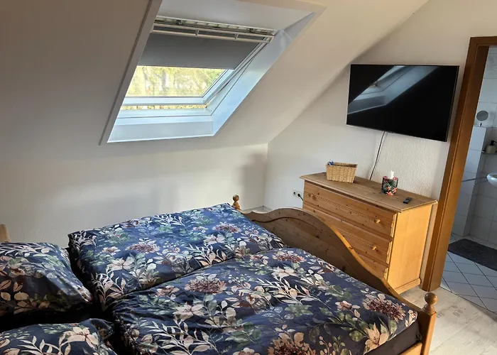 Schoene Maisonette-wohnung In Ruhiger Lage Διαμέρισμα